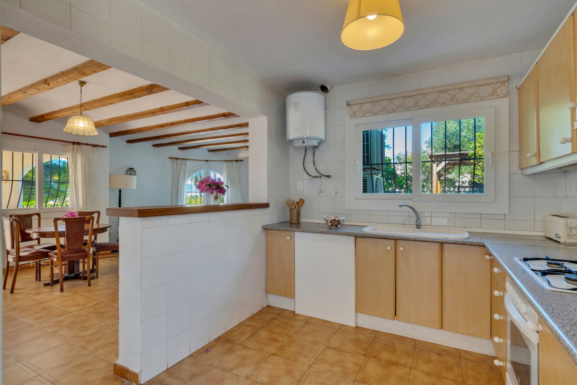 Zu verkaufen - Villa -
Javea - Tosalet