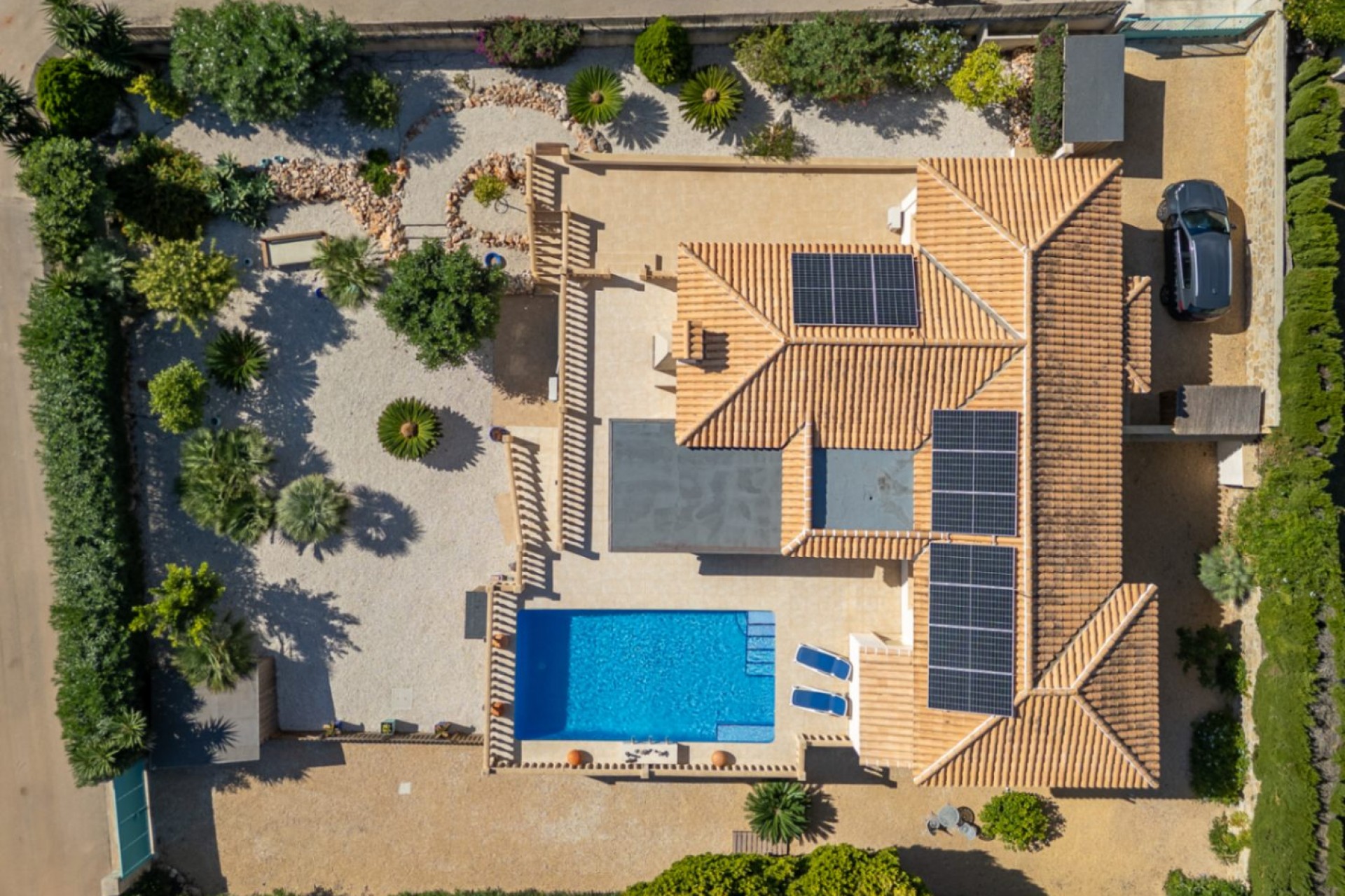 Zu verkaufen - Villa -
Javea - Trencall