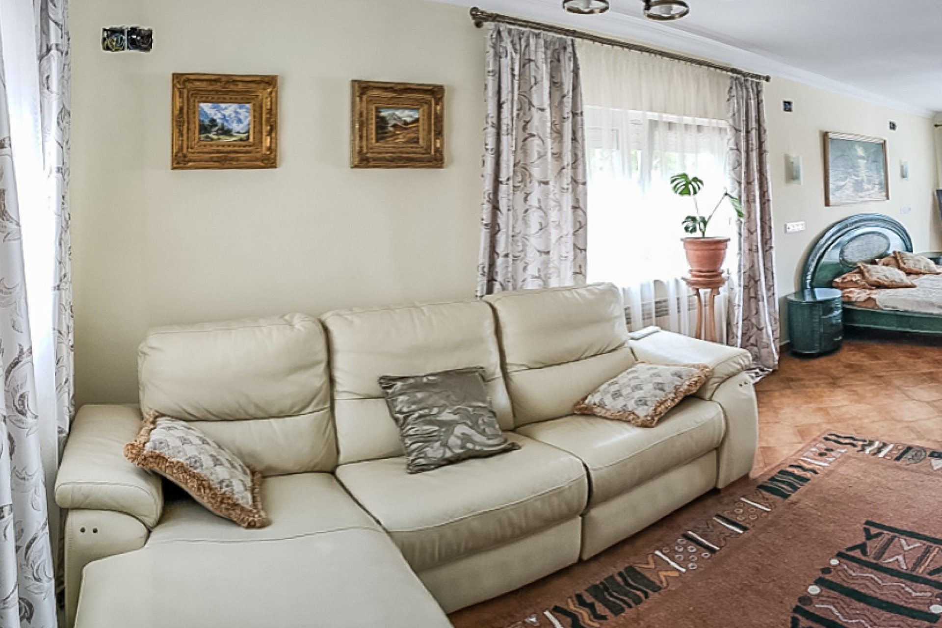 Zu verkaufen - Villa -
Javea