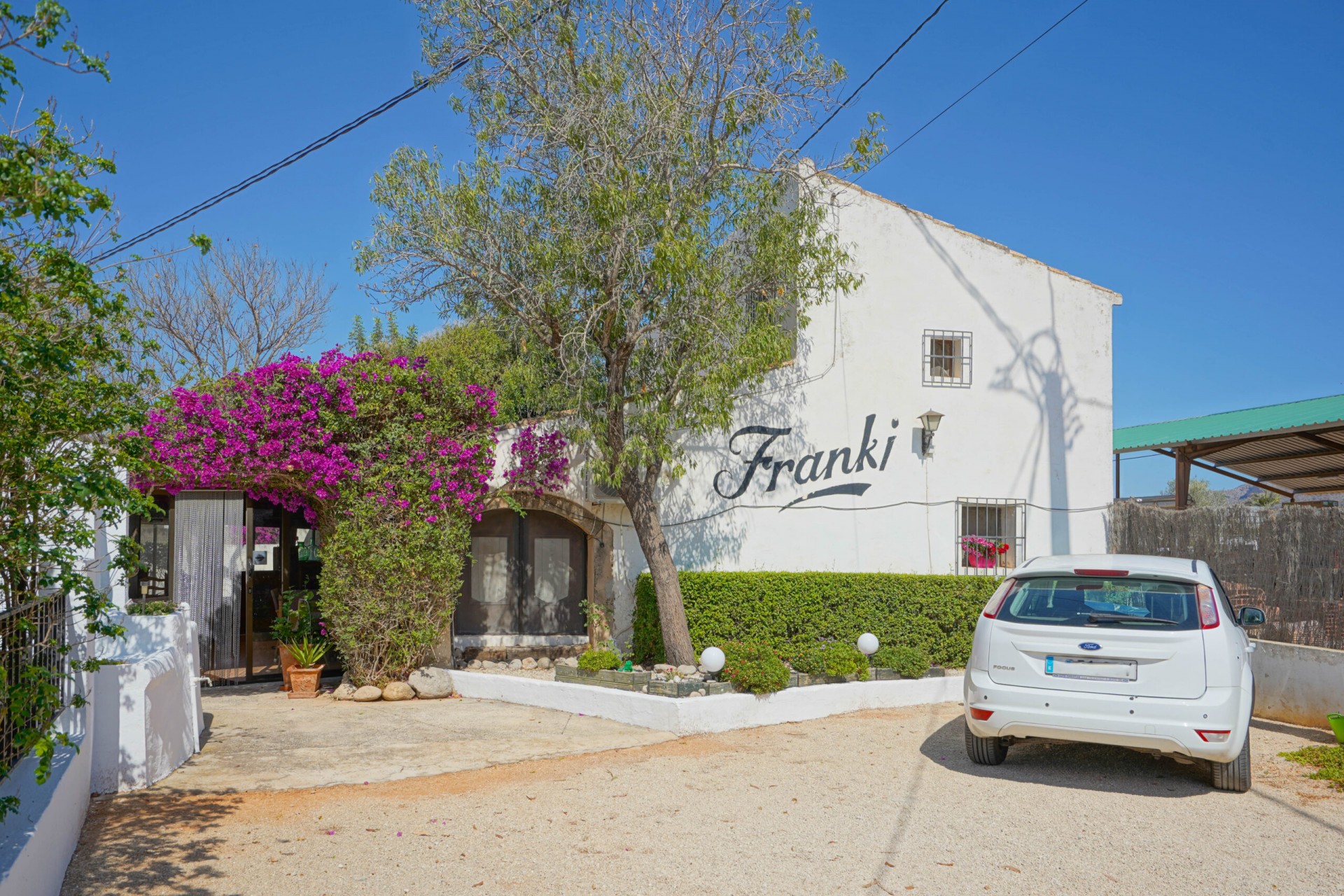 Zu verkaufen - Villa -
Javea