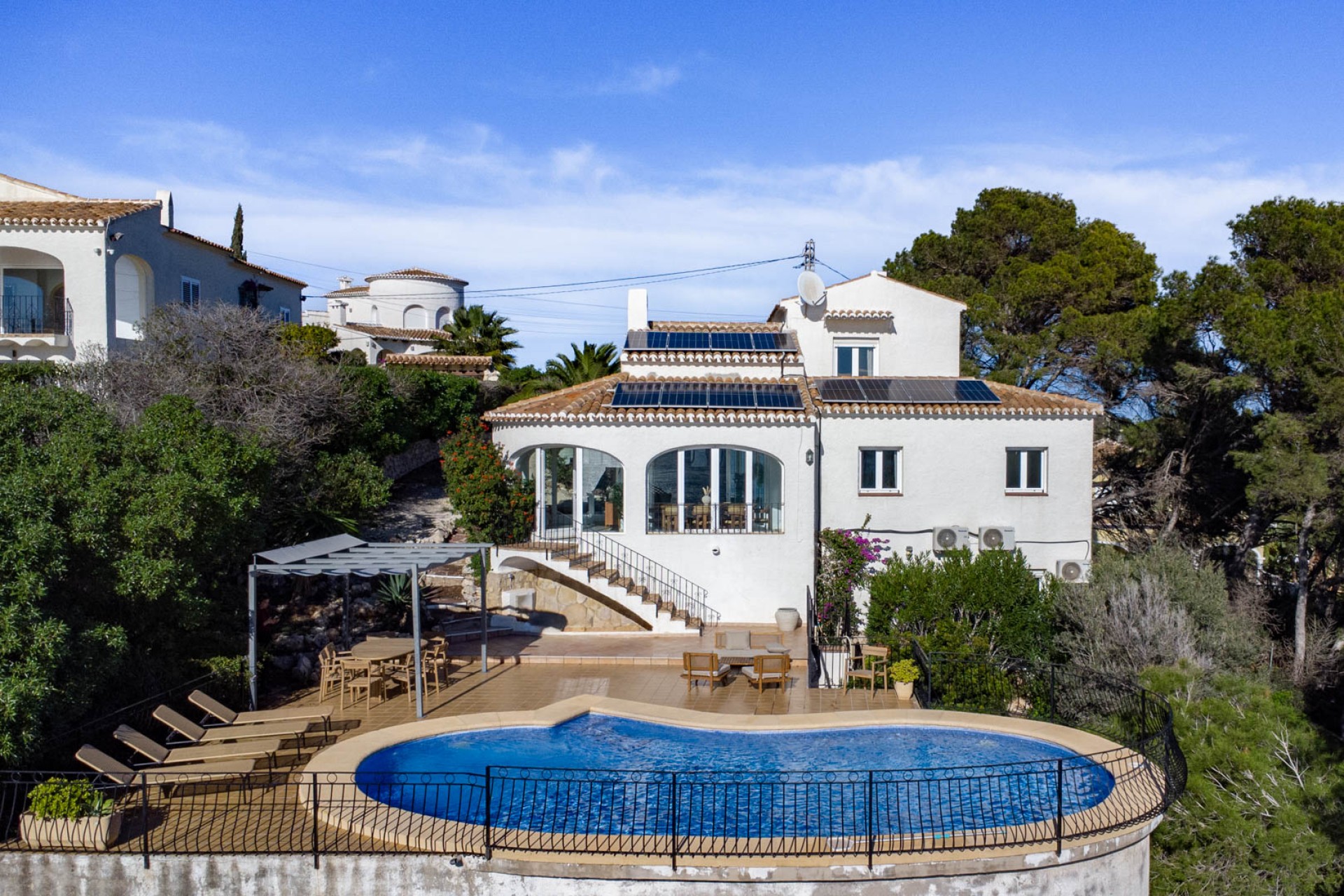 Zu verkaufen - Villa -
Javea