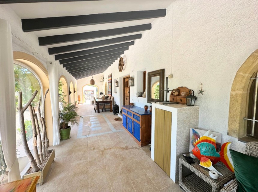 Zu verkaufen - Villa -
Javea