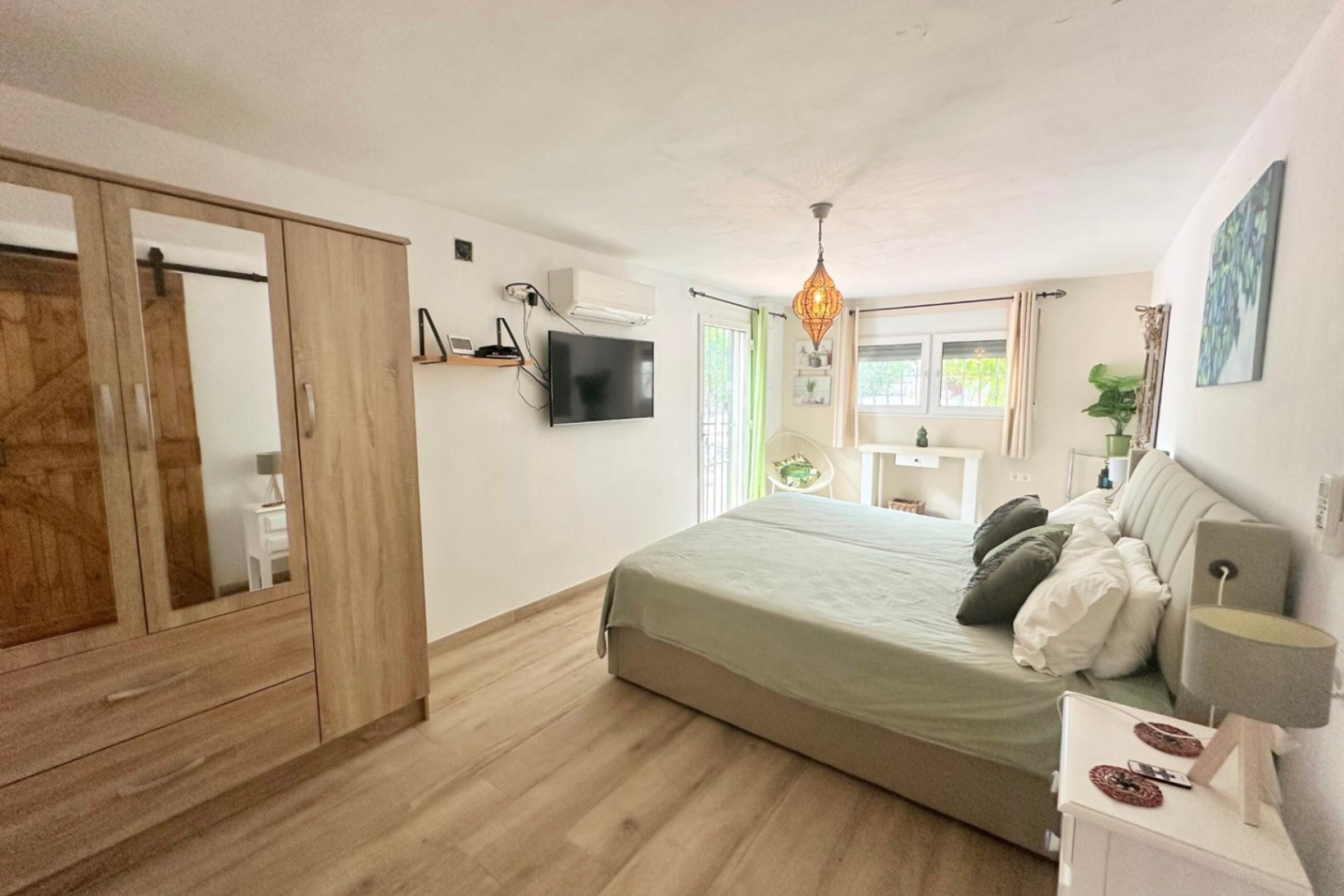 Zu verkaufen - Villa -
Javea