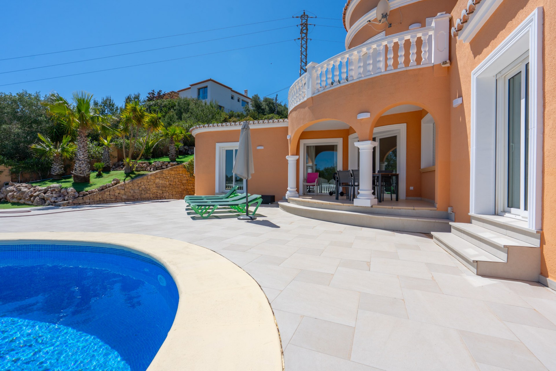 Zu verkaufen - Villa -
Javea