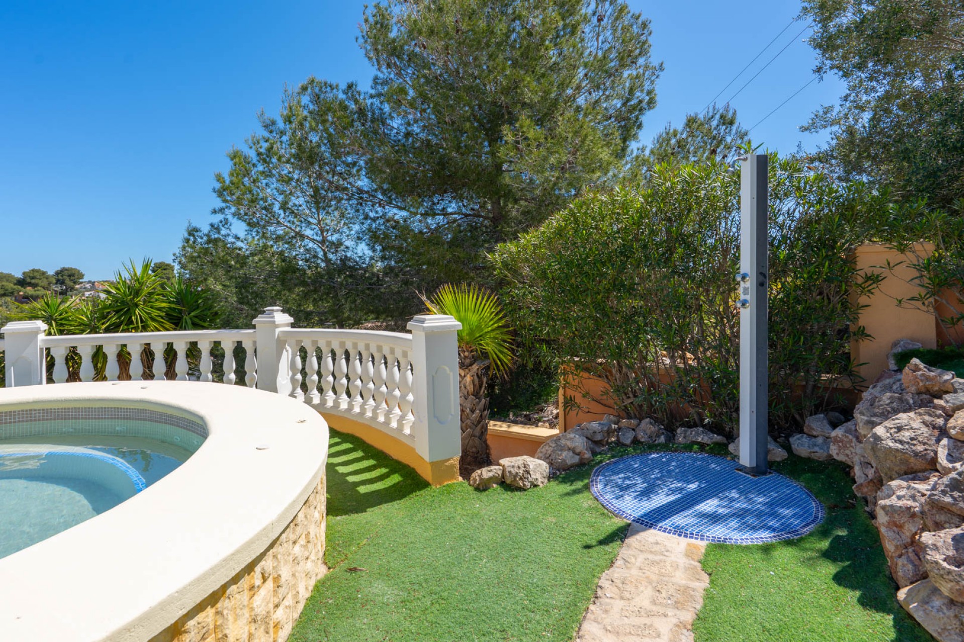 Zu verkaufen - Villa -
Javea