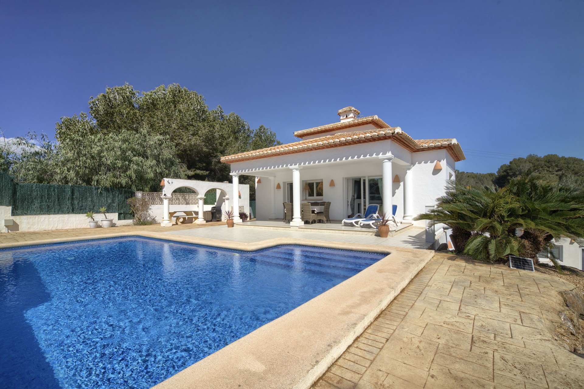 Zu verkaufen - Villa -
Javea