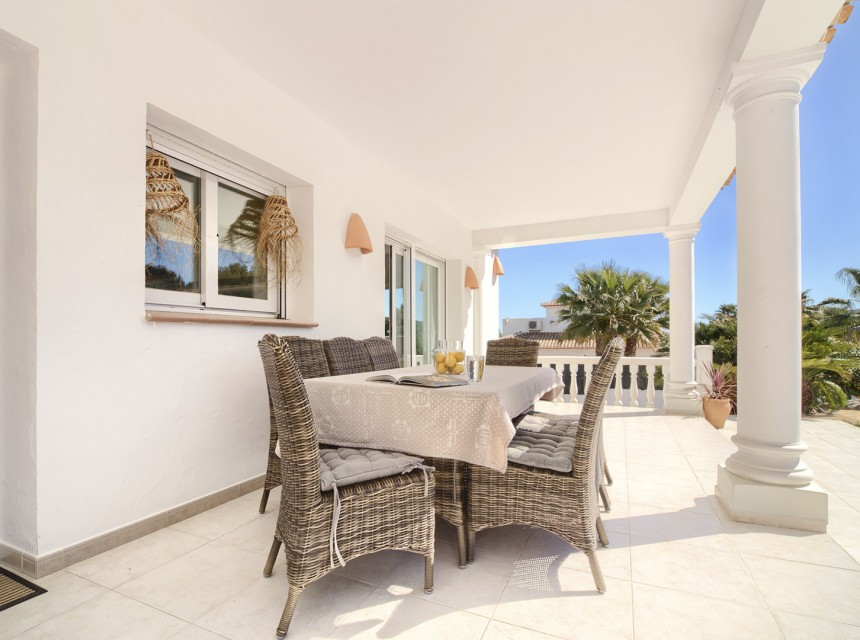 Zu verkaufen - Villa -
Javea