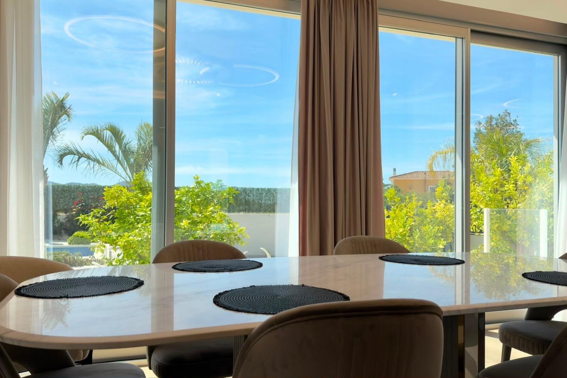 Zu verkaufen - Villa -
La Nucia - Varadero