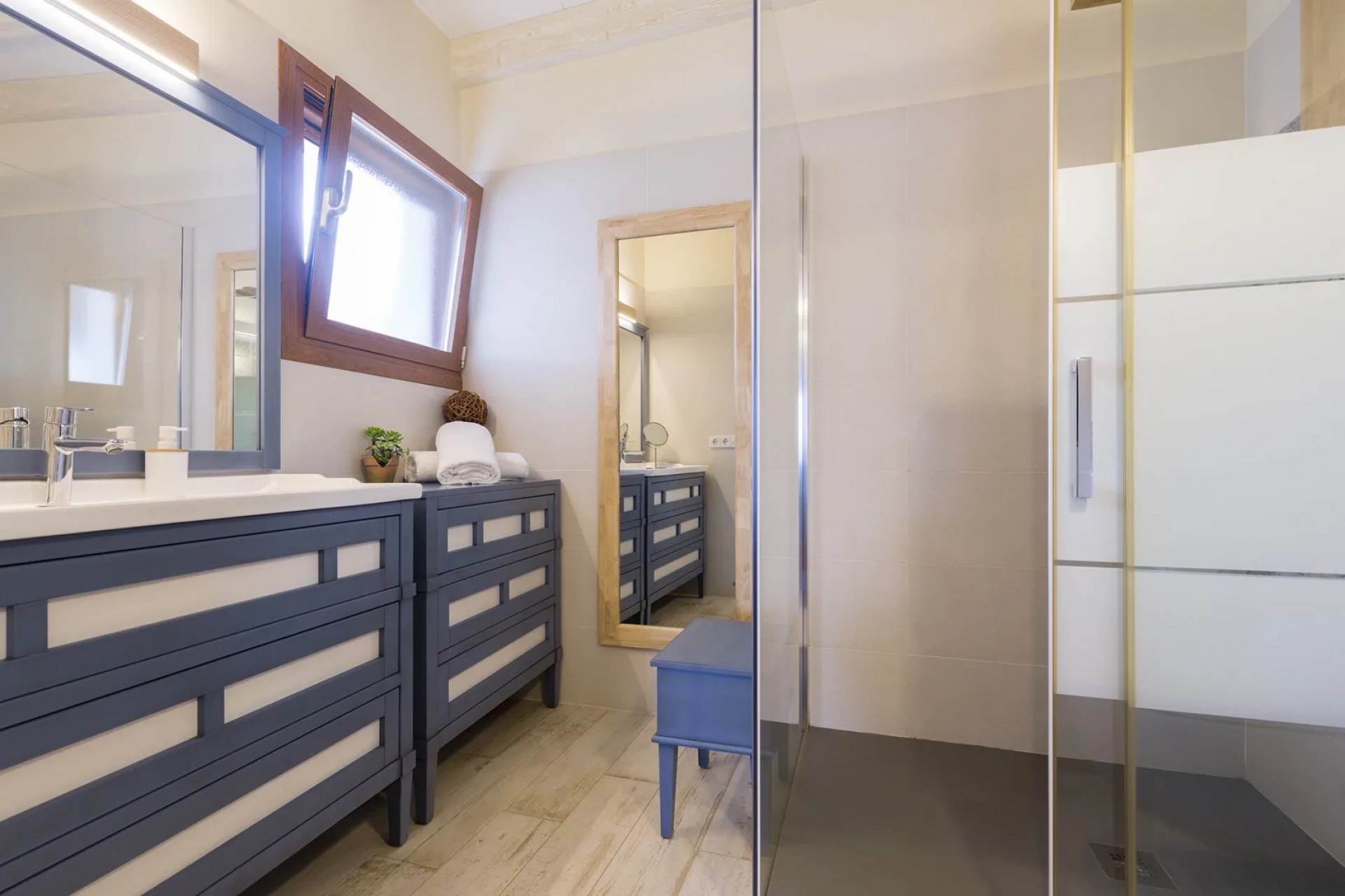 Zu verkaufen - Villa -
Lliber