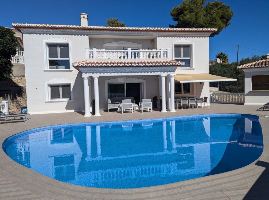 Zu verkaufen - Villa -
Moraira - Arnella