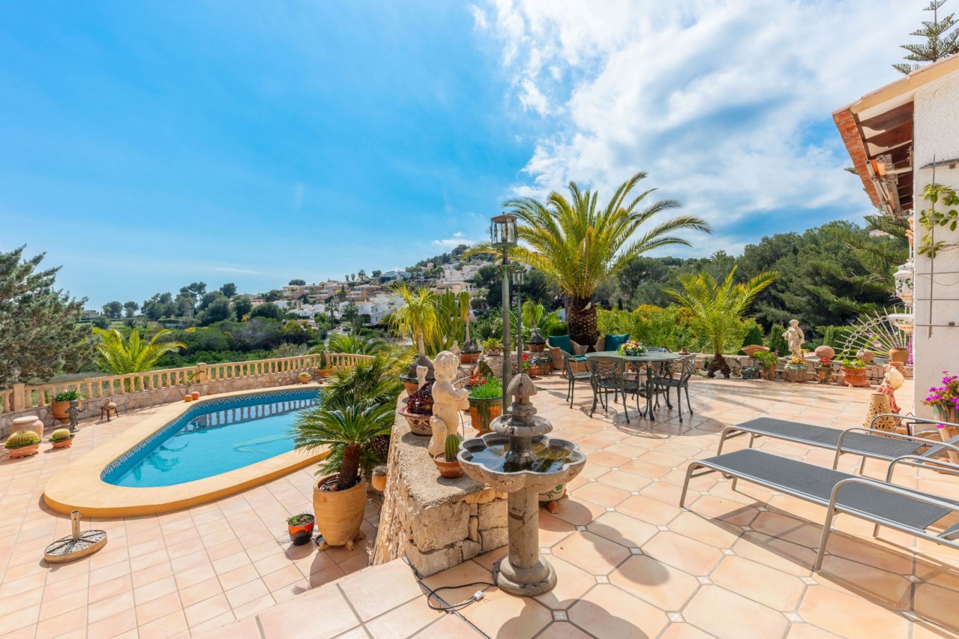 Zu verkaufen - Villa -
Moraira - Arnella