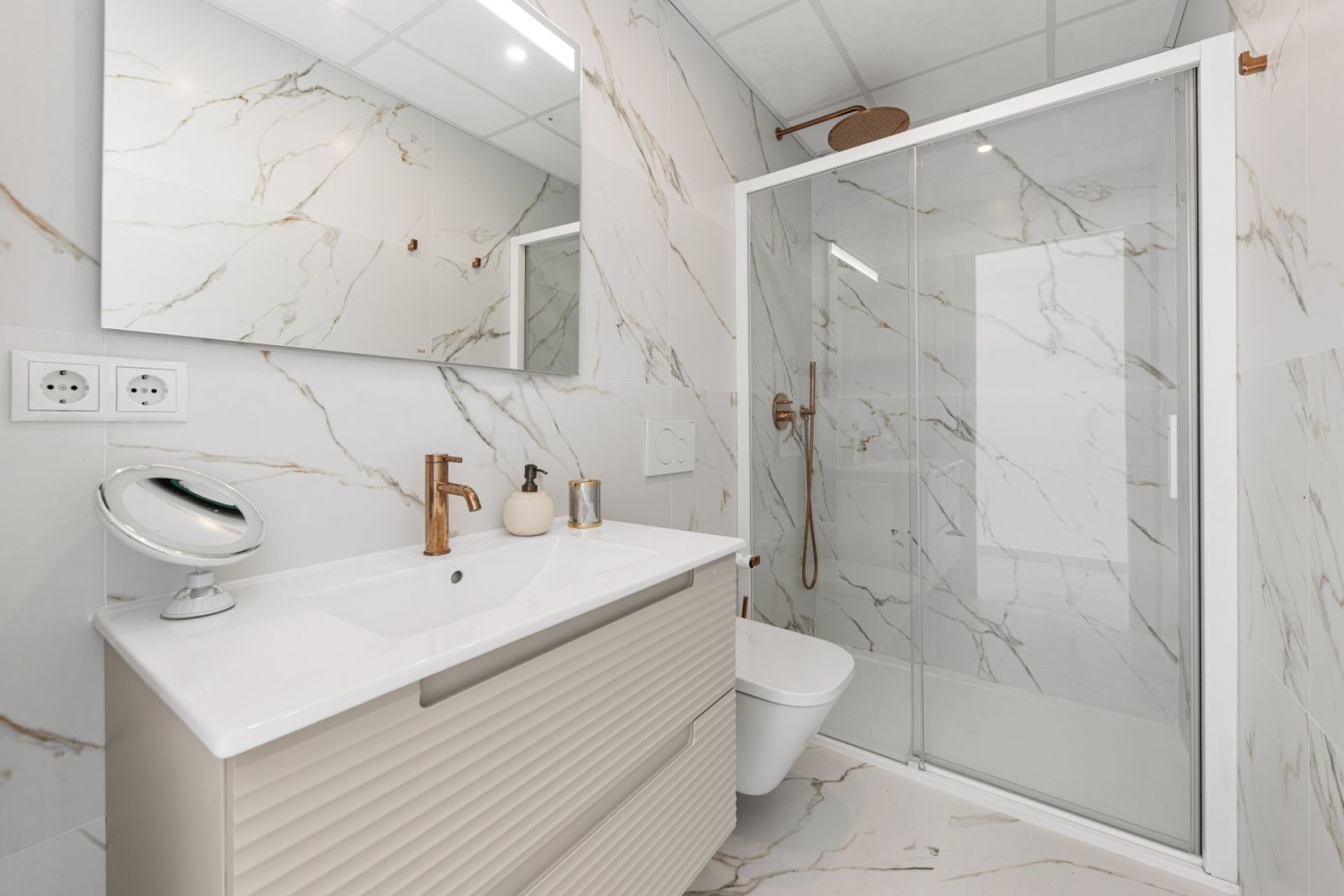 Zu verkaufen - Villa -
Moraira - Benimeit