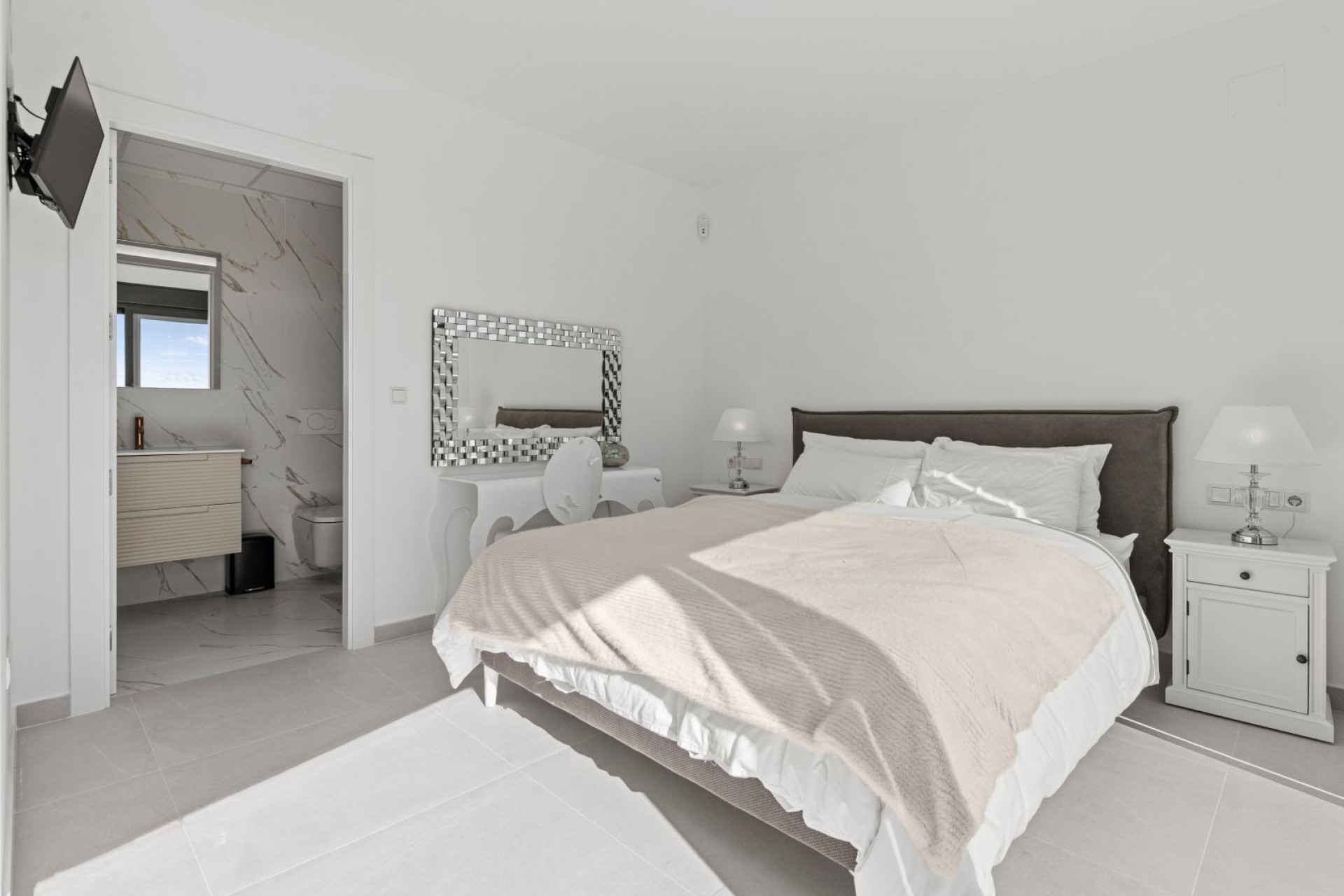 Zu verkaufen - Villa -
Moraira - Benimeit