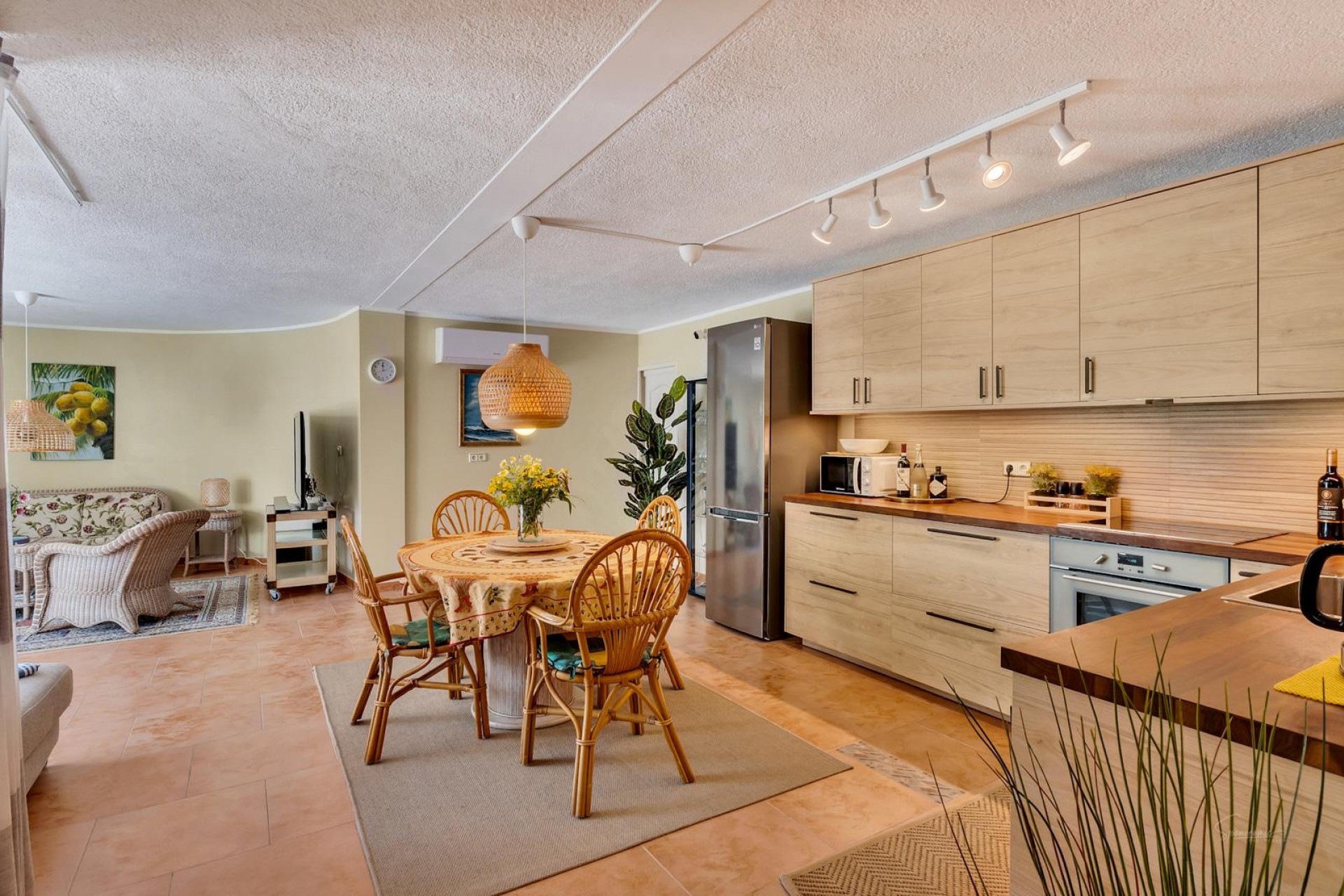 Zu verkaufen - Villa -
Moraira - Benimeit