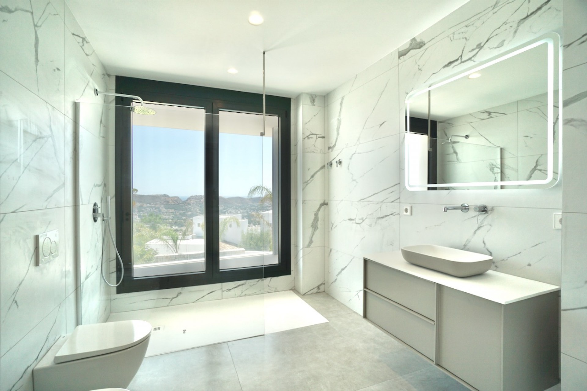 Zu verkaufen - Villa -
Moraira - Benimeit