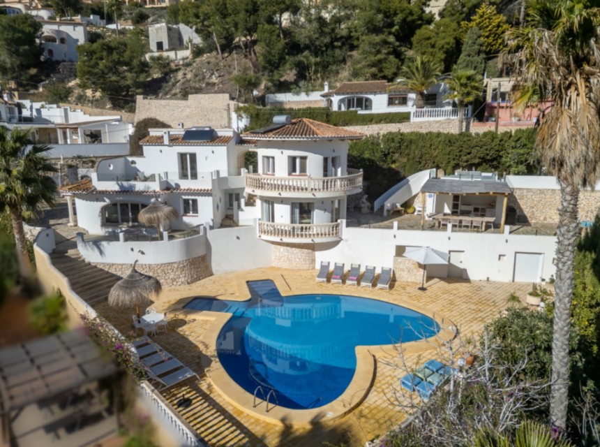 Zu verkaufen - Villa -
Moraira - Benimeit