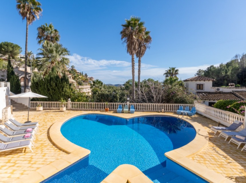 Zu verkaufen - Villa -
Moraira - Benimeit