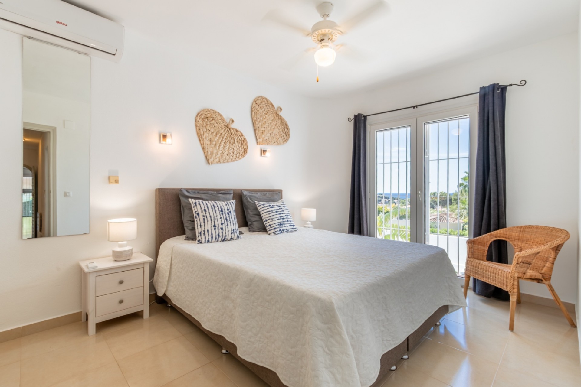 Zu verkaufen - Villa -
Moraira - Benimeit