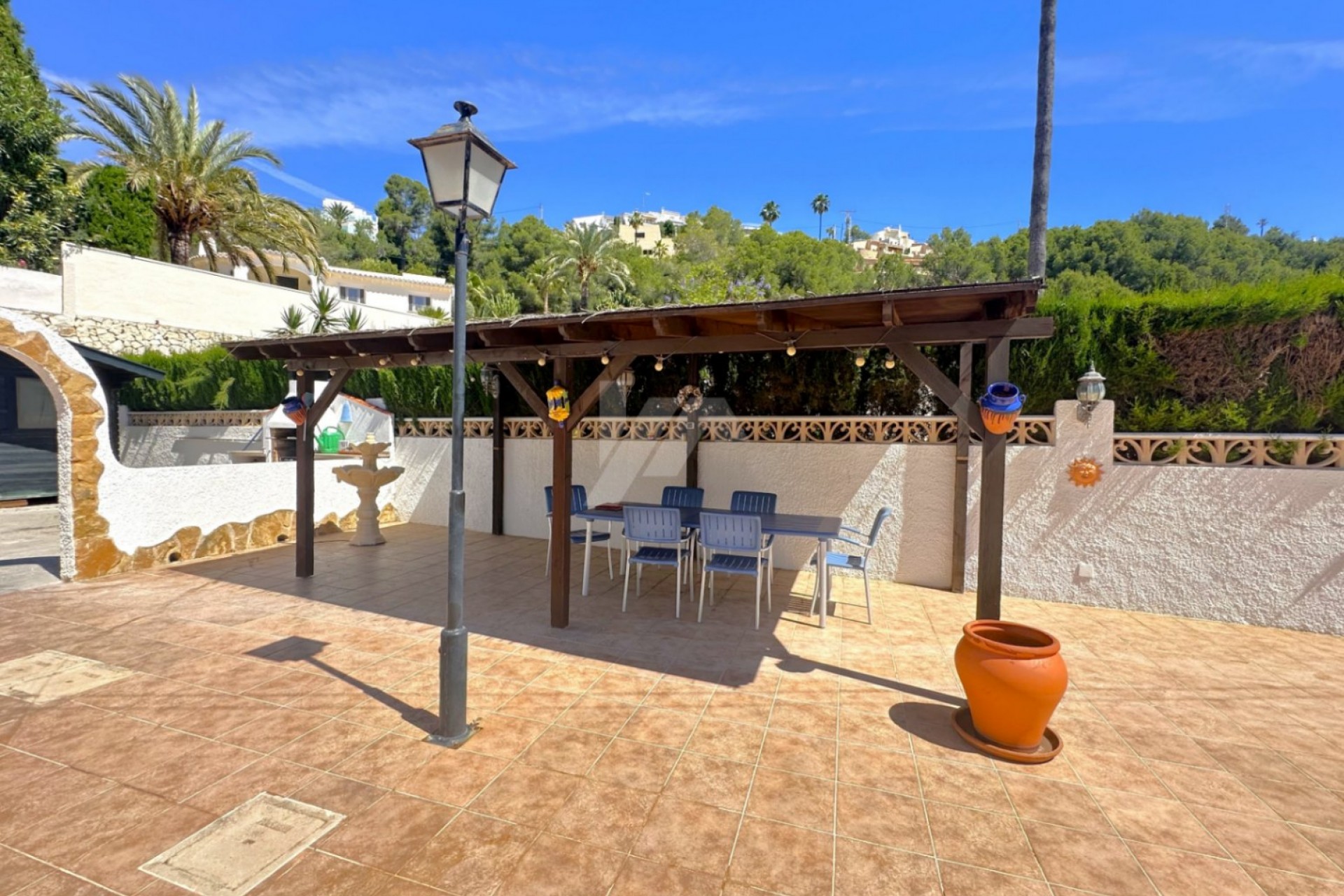 Zu verkaufen - Villa -
Moraira - Benimeit
