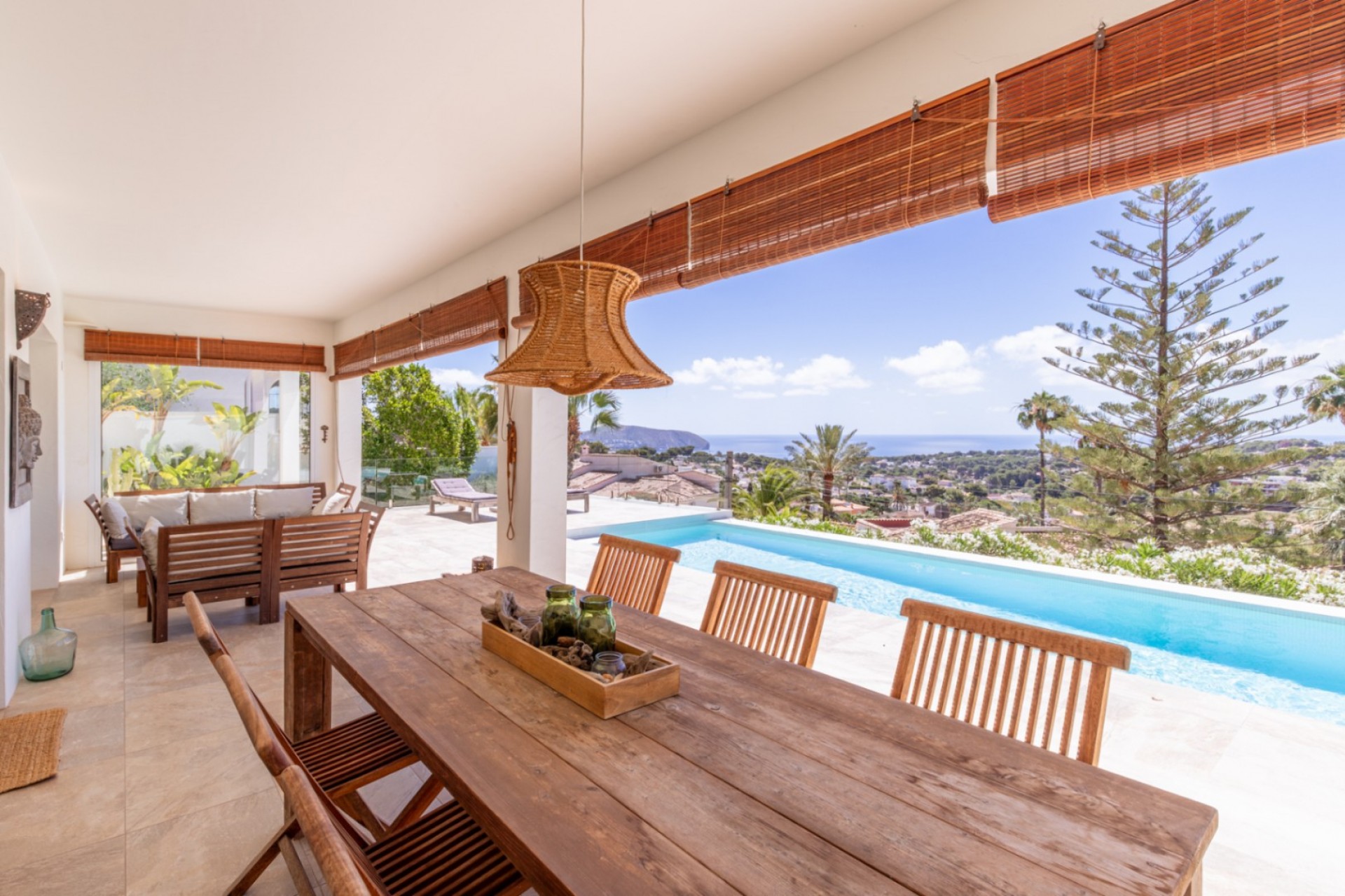 Zu verkaufen - Villa -
Moraira - Benimeit