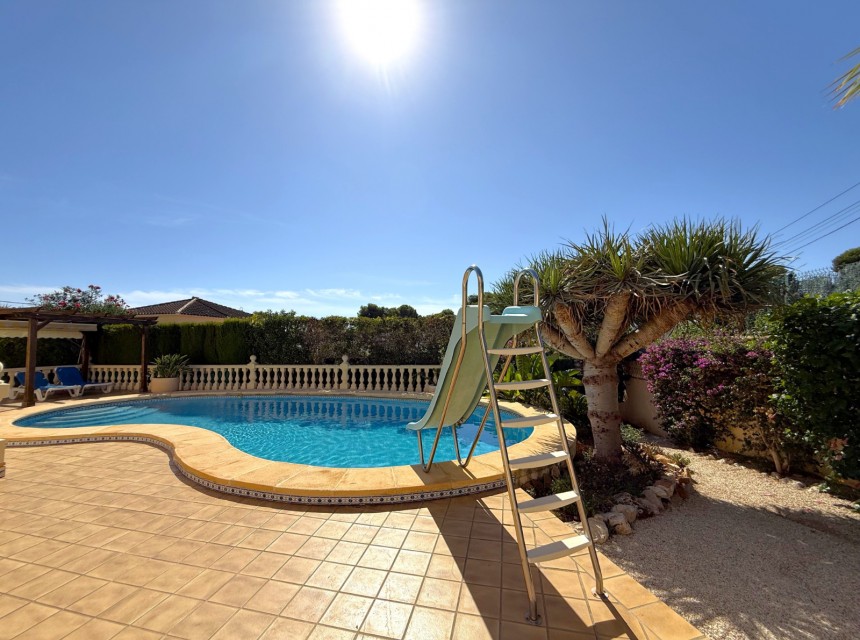 Zu verkaufen - Villa -
Moraira - Cometa