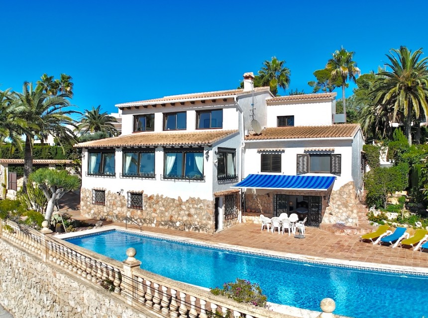 Zu verkaufen - Villa -
Moraira - Costera del Mar