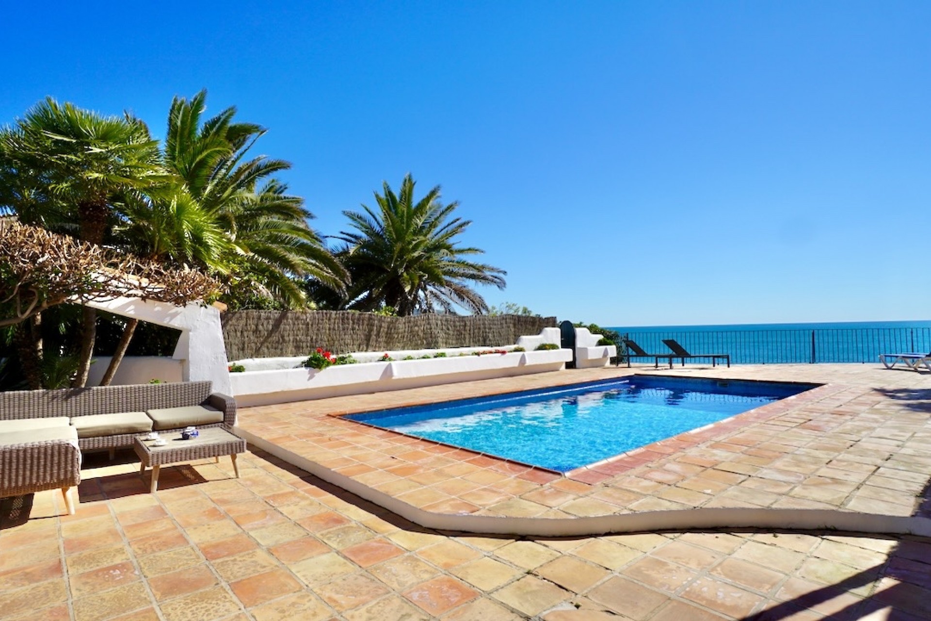 Zu verkaufen - Villa -
Moraira - El Andragó