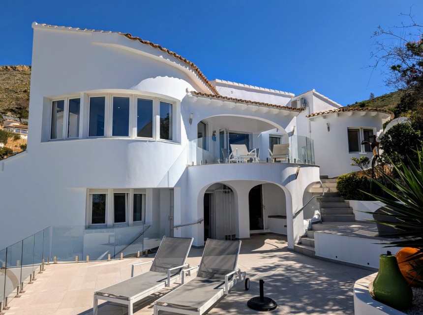Zu verkaufen - Villa -
Moraira - El Portet