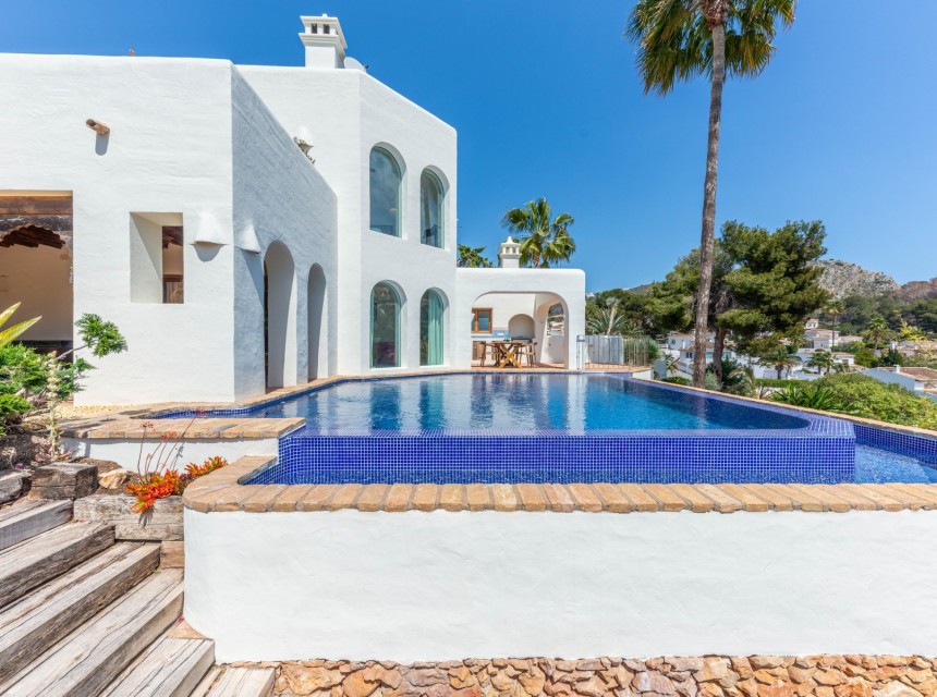 Zu verkaufen - Villa -
Moraira - El Portet