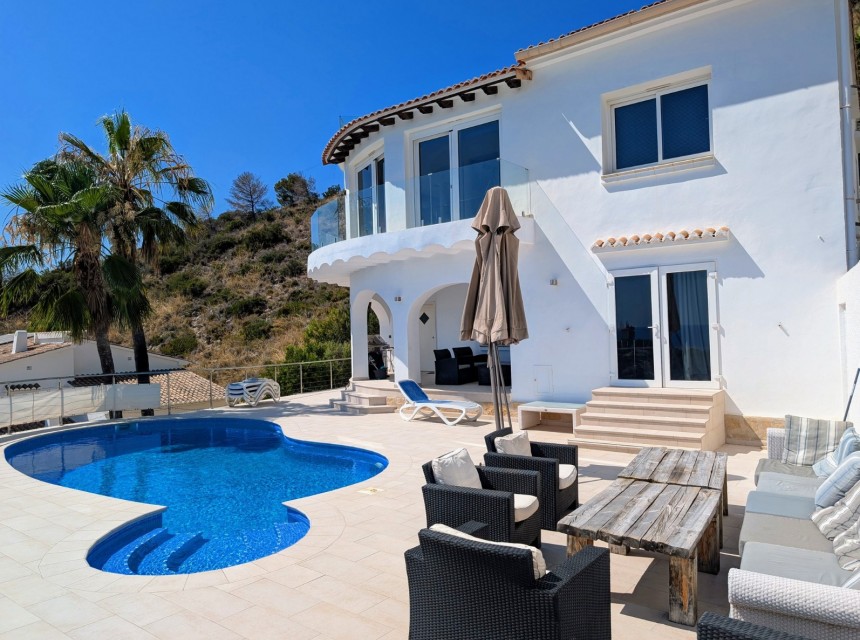 Zu verkaufen - Villa -
Moraira - El Portet