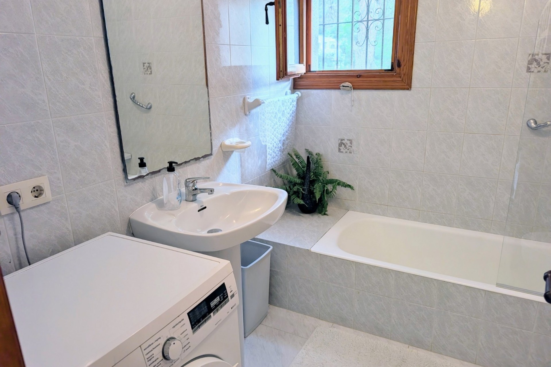 Zu verkaufen - Villa -
Moraira - El Portet