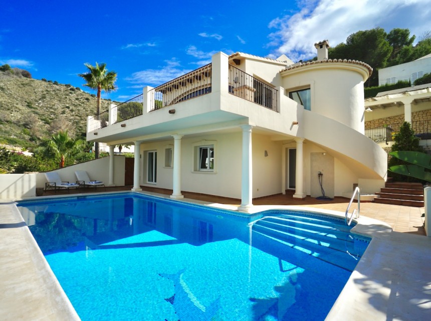 Zu verkaufen - Villa -
Moraira - El Portet