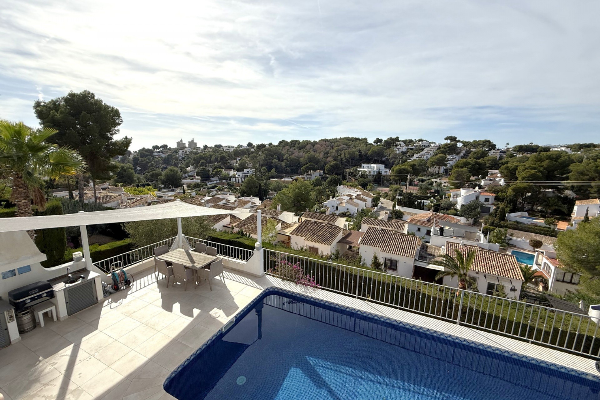 Zu verkaufen - Villa -
Moraira - El Portet
