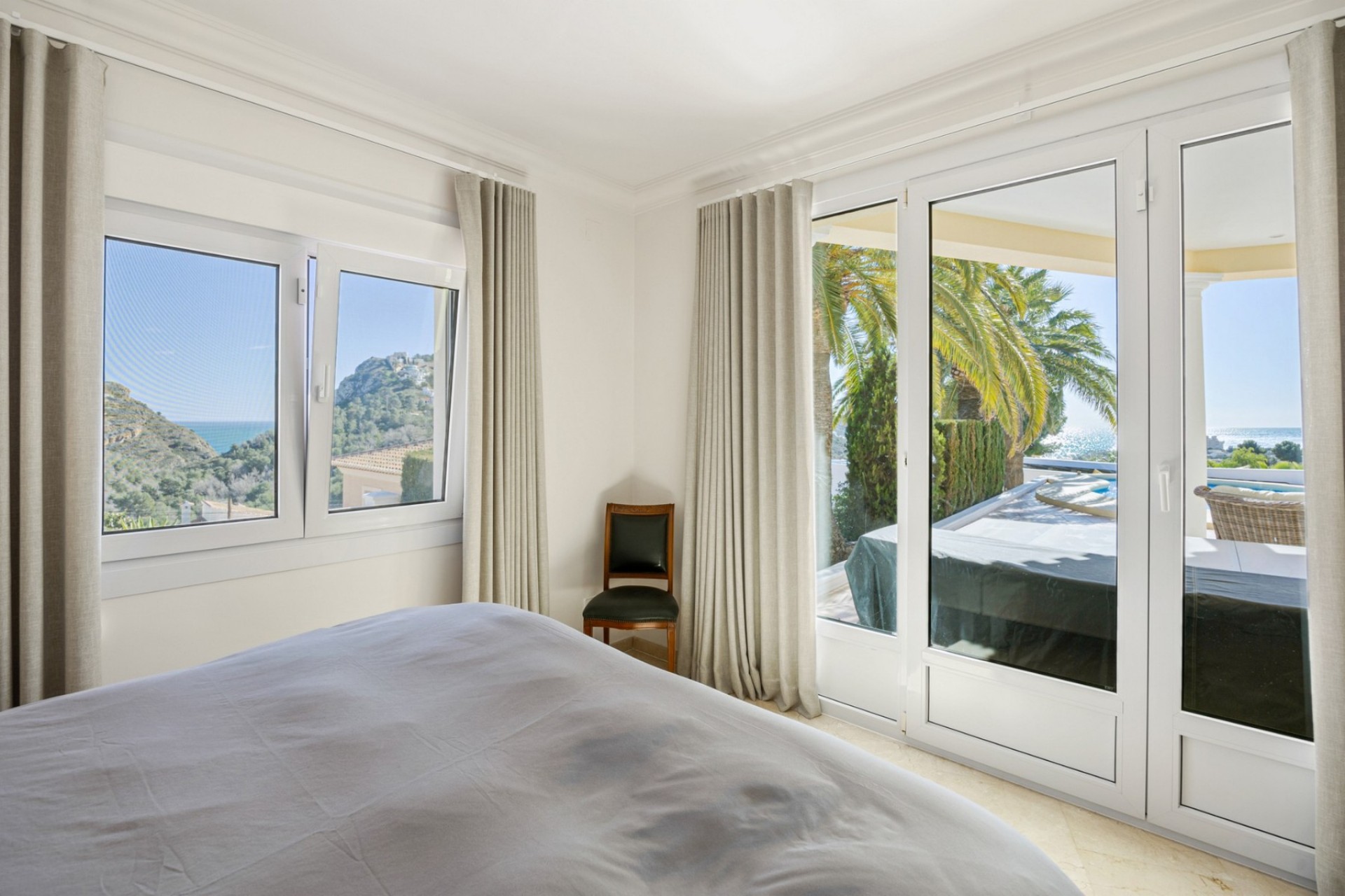 Zu verkaufen - Villa -
Moraira - La Arnella