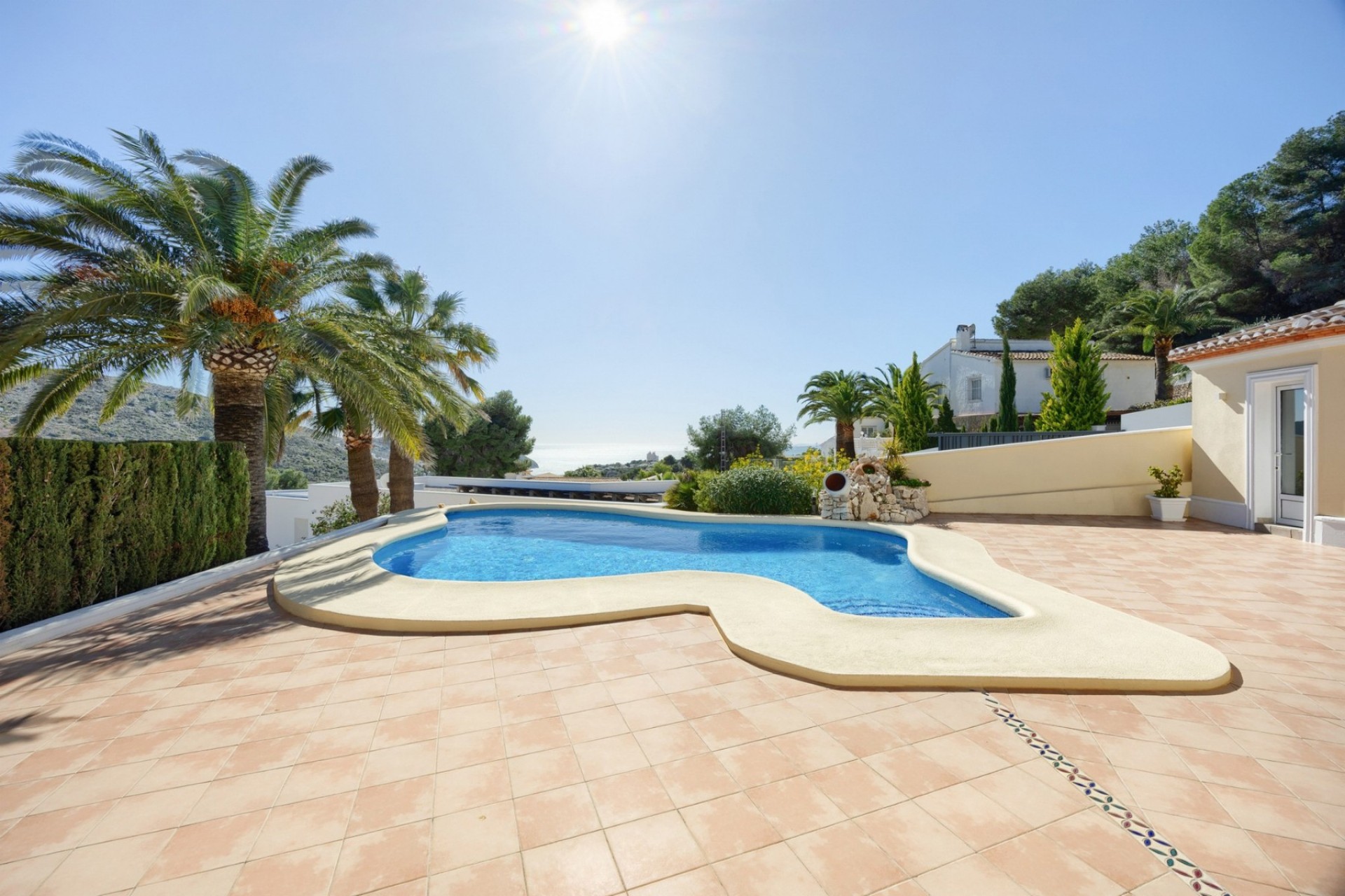 Zu verkaufen - Villa -
Moraira - La Arnella