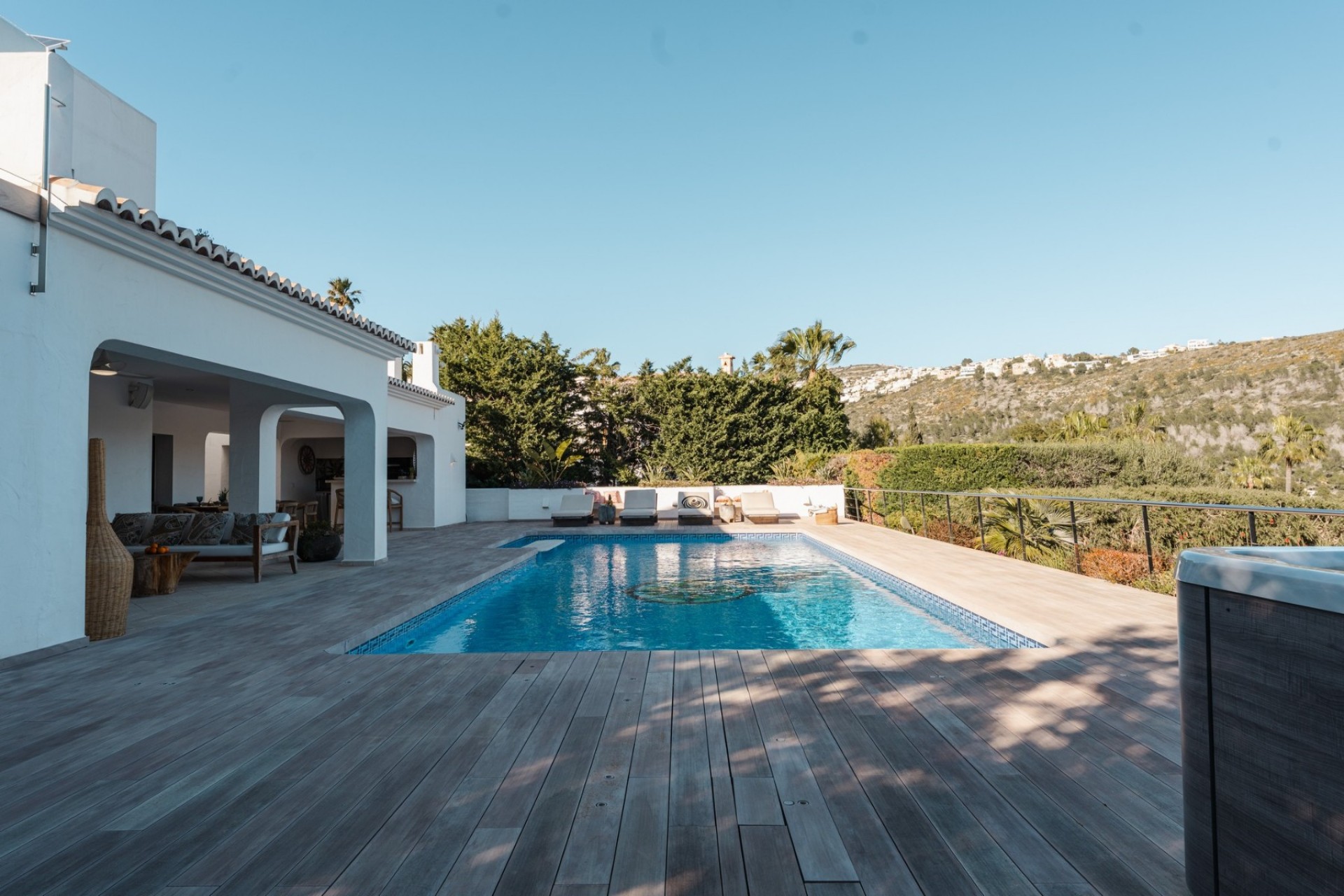 Zu verkaufen - Villa -
Moraira - La Arnella