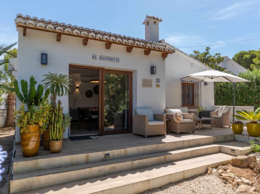 Zu verkaufen - Villa -
Moraira - La Cometa