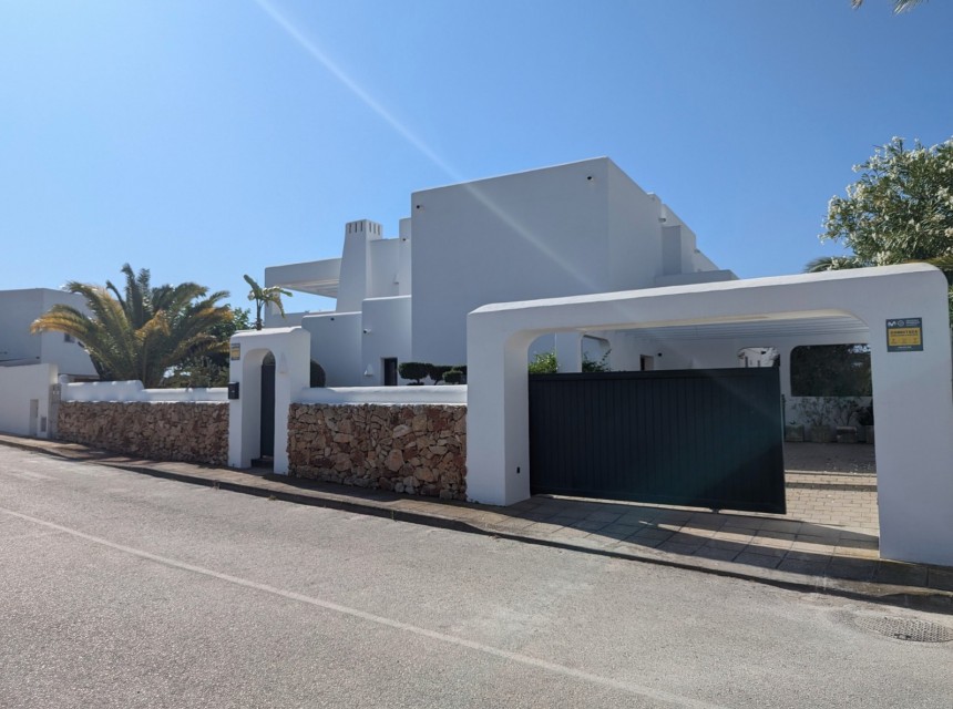 Zu verkaufen - Villa -
Moraira - La Sabatera