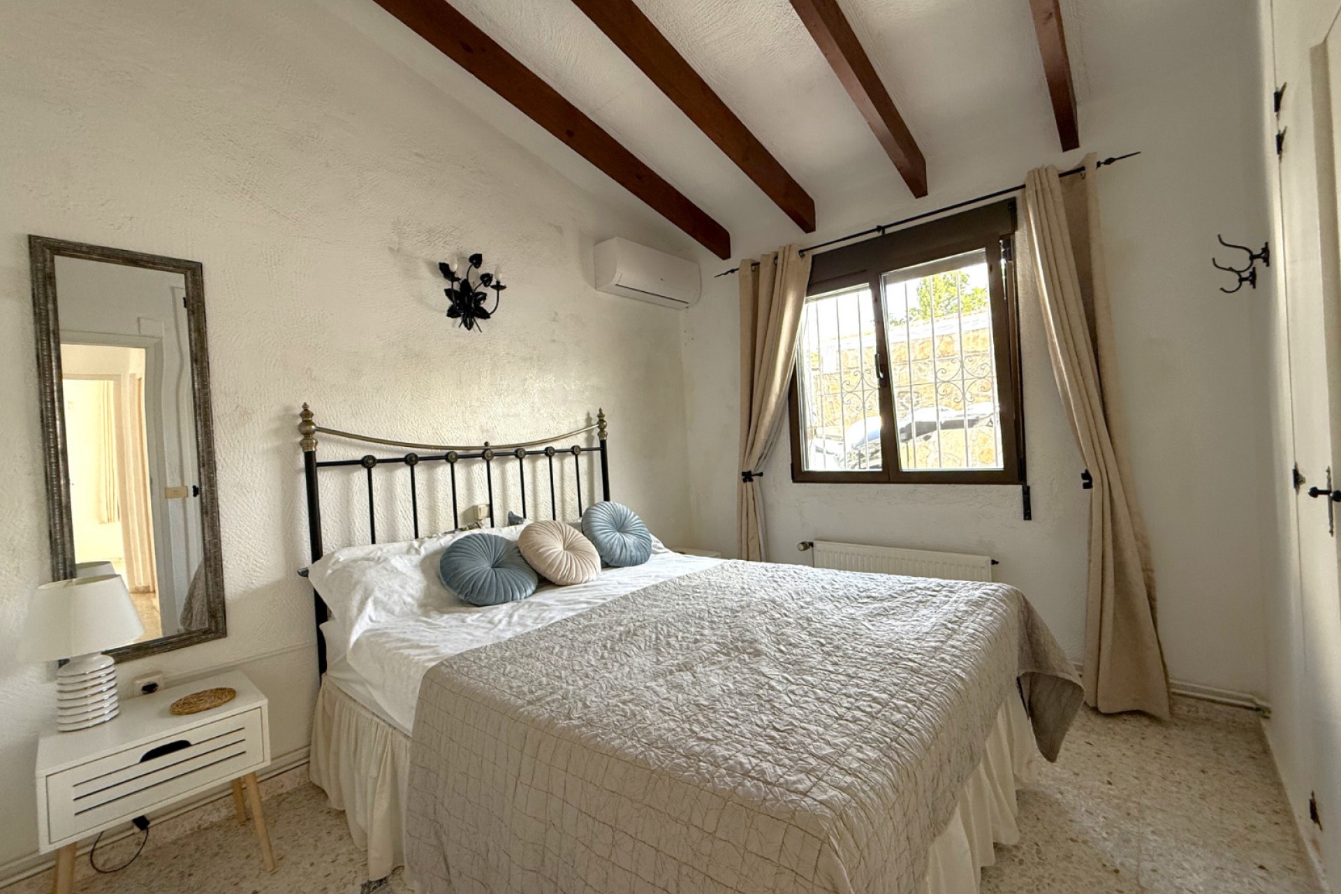 Zu verkaufen - Villa -
Moraira - La Sabatera
