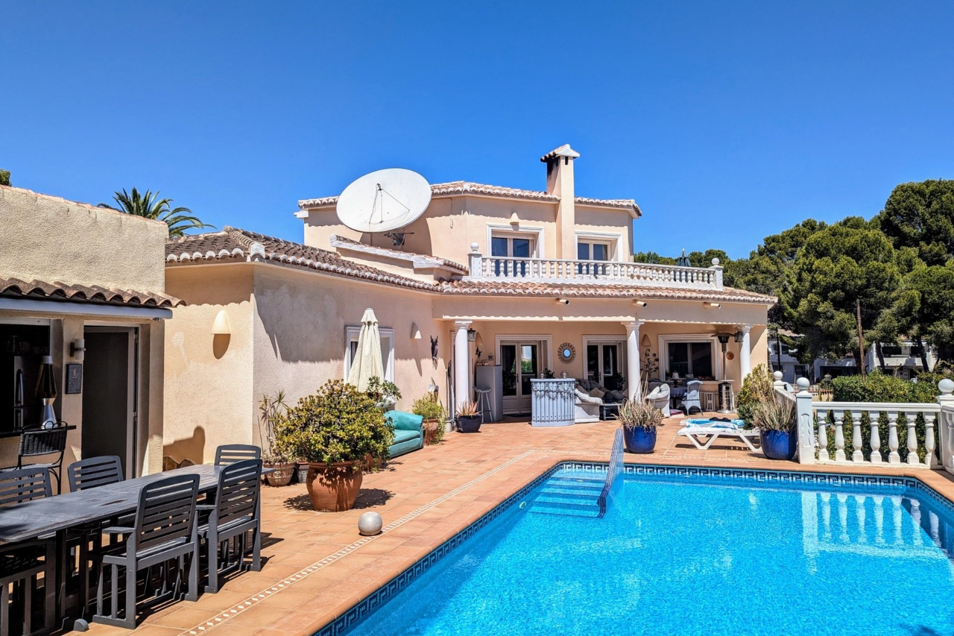 Zu verkaufen - Villa -
Moraira - Moravit