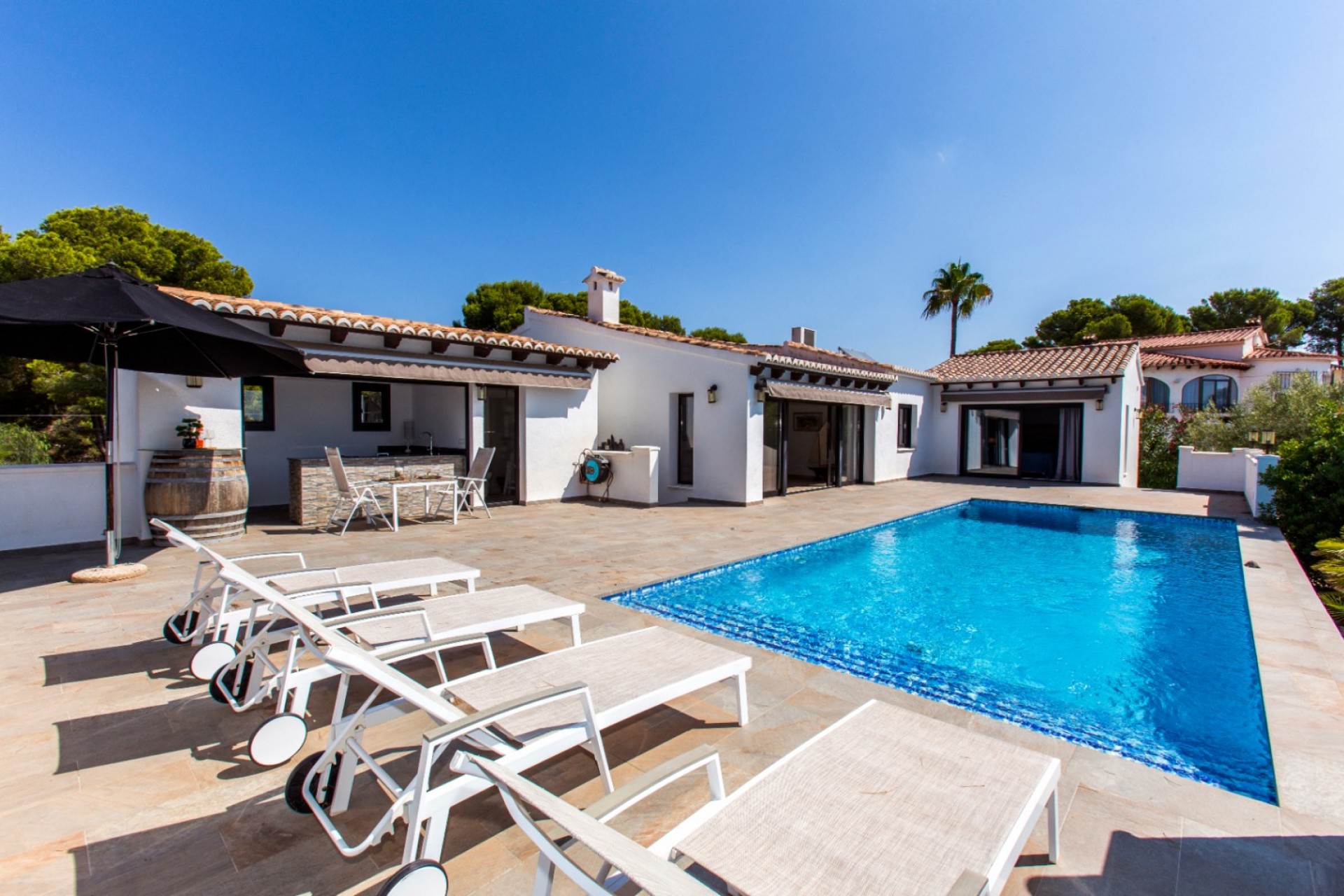 Zu verkaufen - Villa -
Moraira - Pinar de l´Advocat