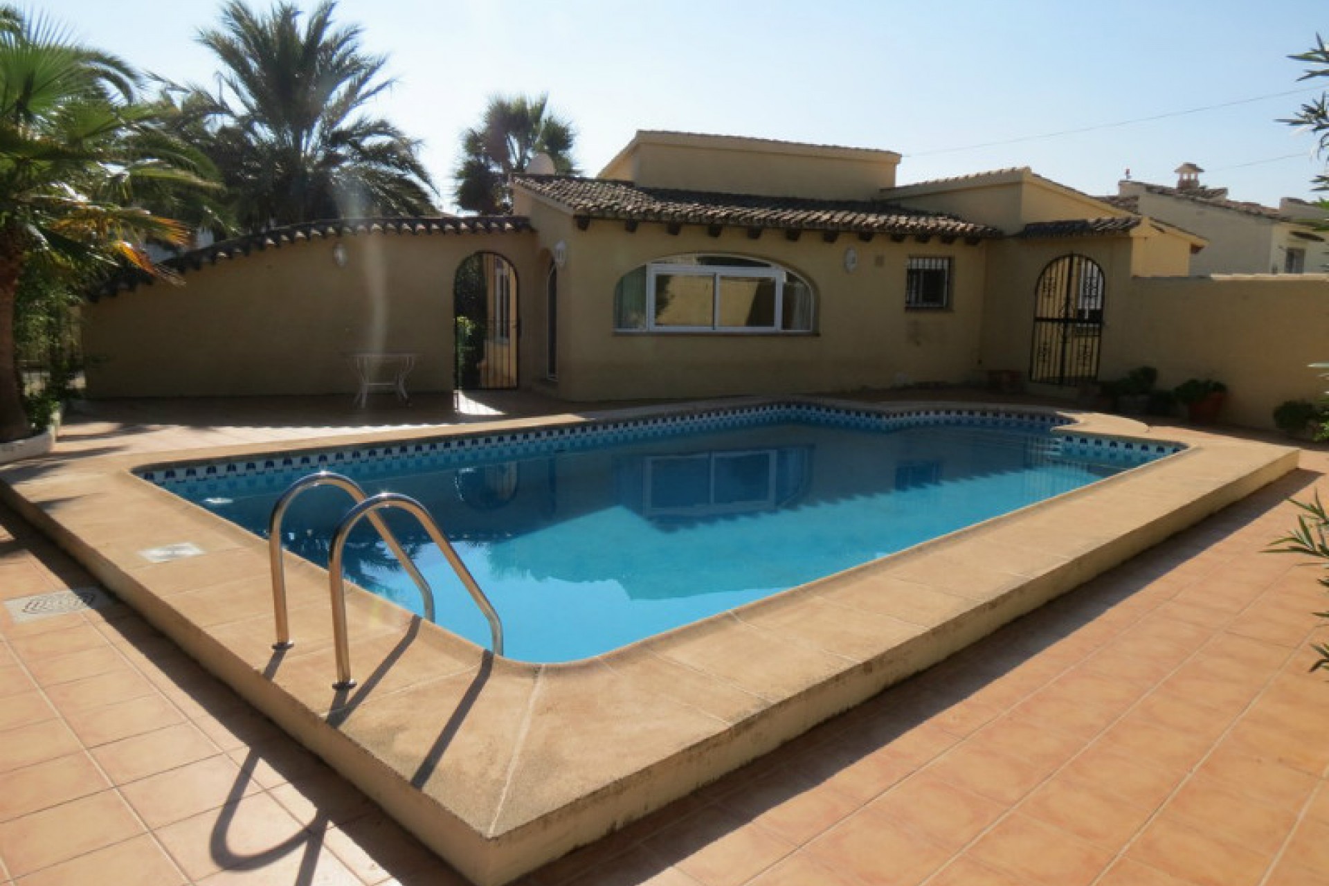 Zu verkaufen - Villa -
Moraira - Sabatera