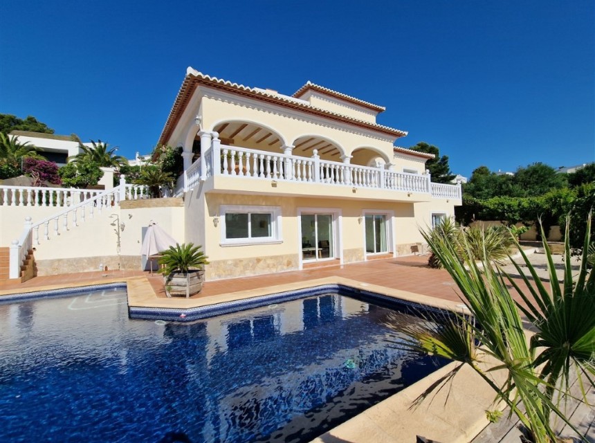 Zu verkaufen - Villa -
Moraira - Sabatera