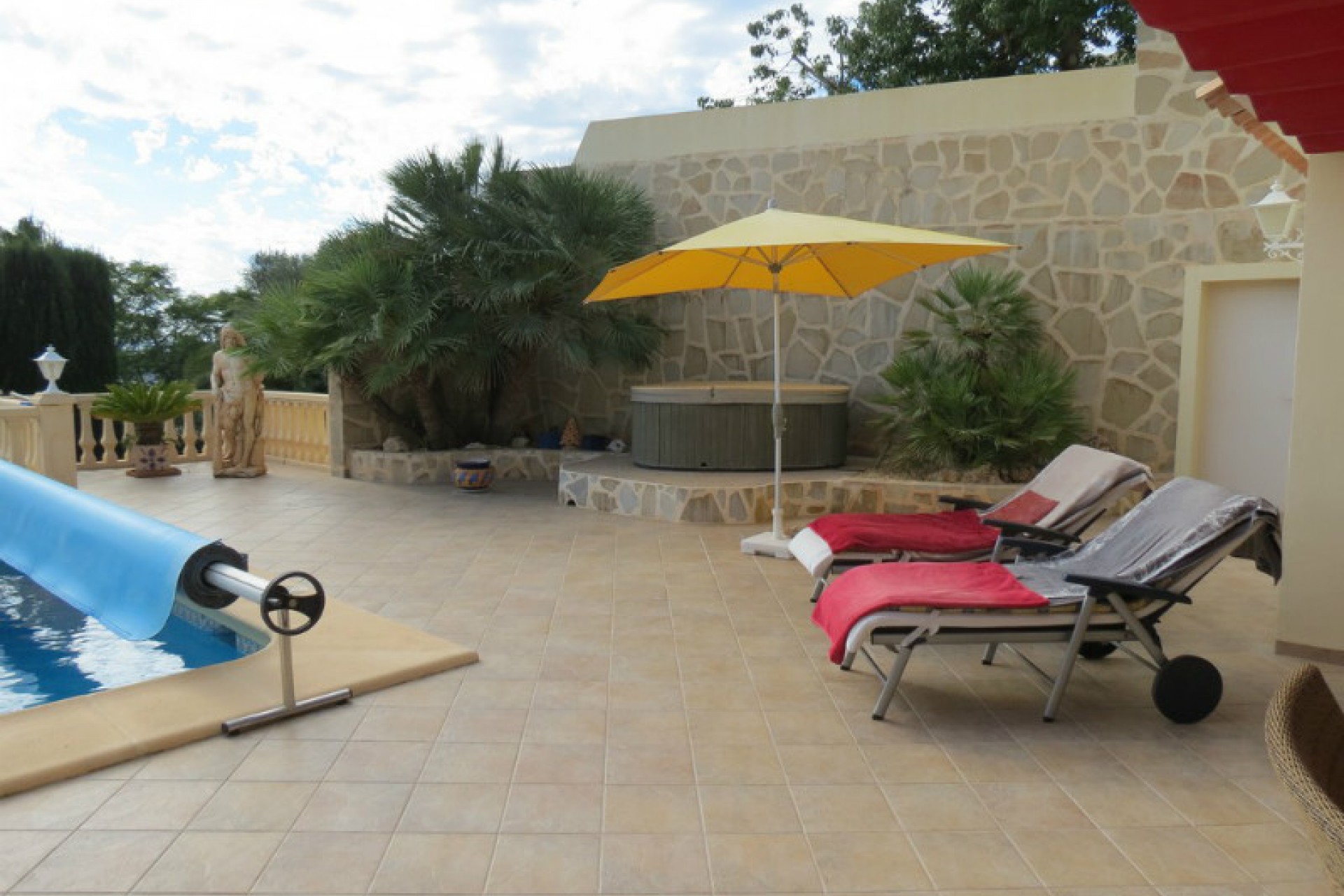 Zu verkaufen - Villa -
Moraira - San Jaime