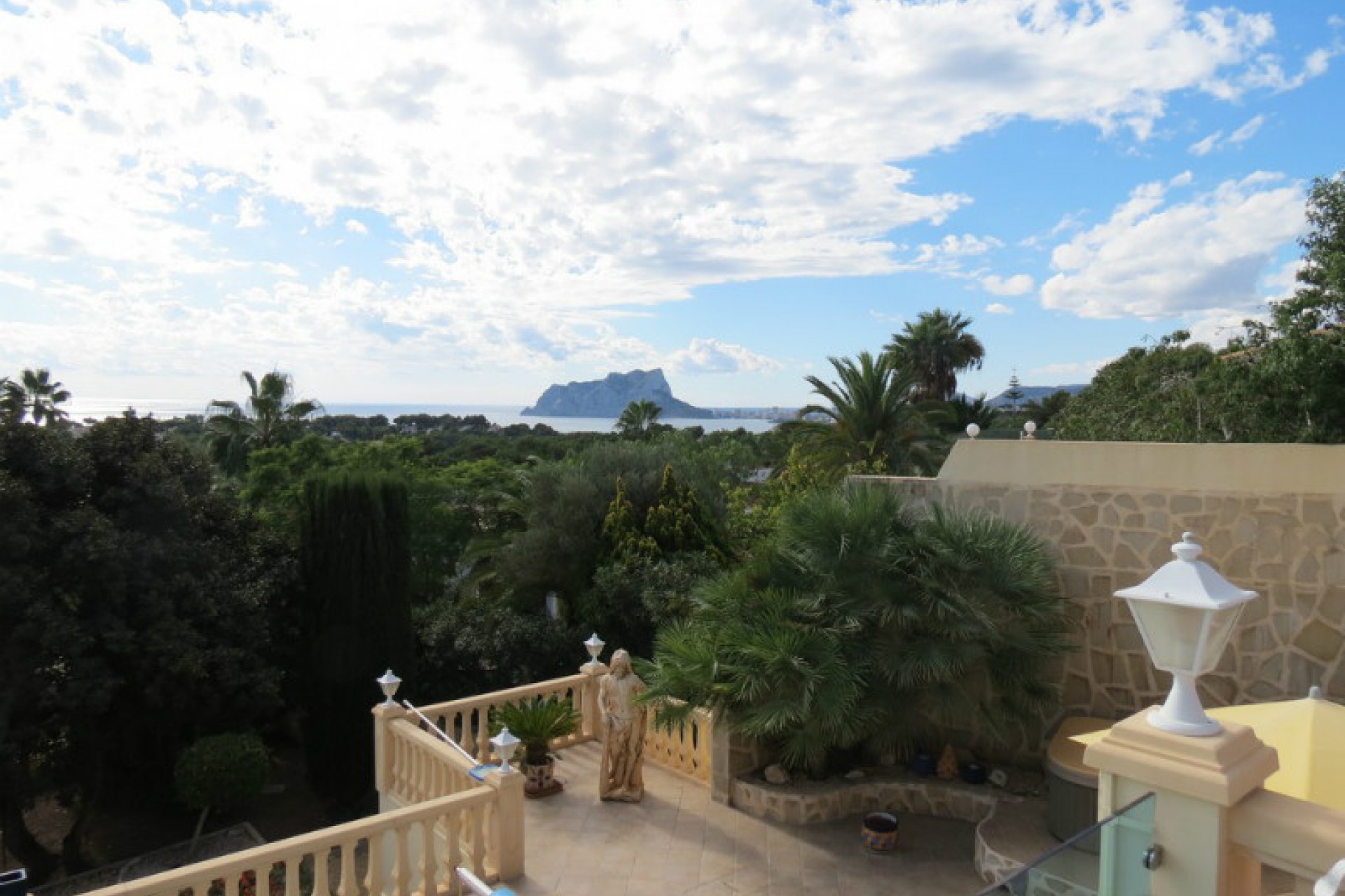 Zu verkaufen - Villa -
Moraira - San Jaime