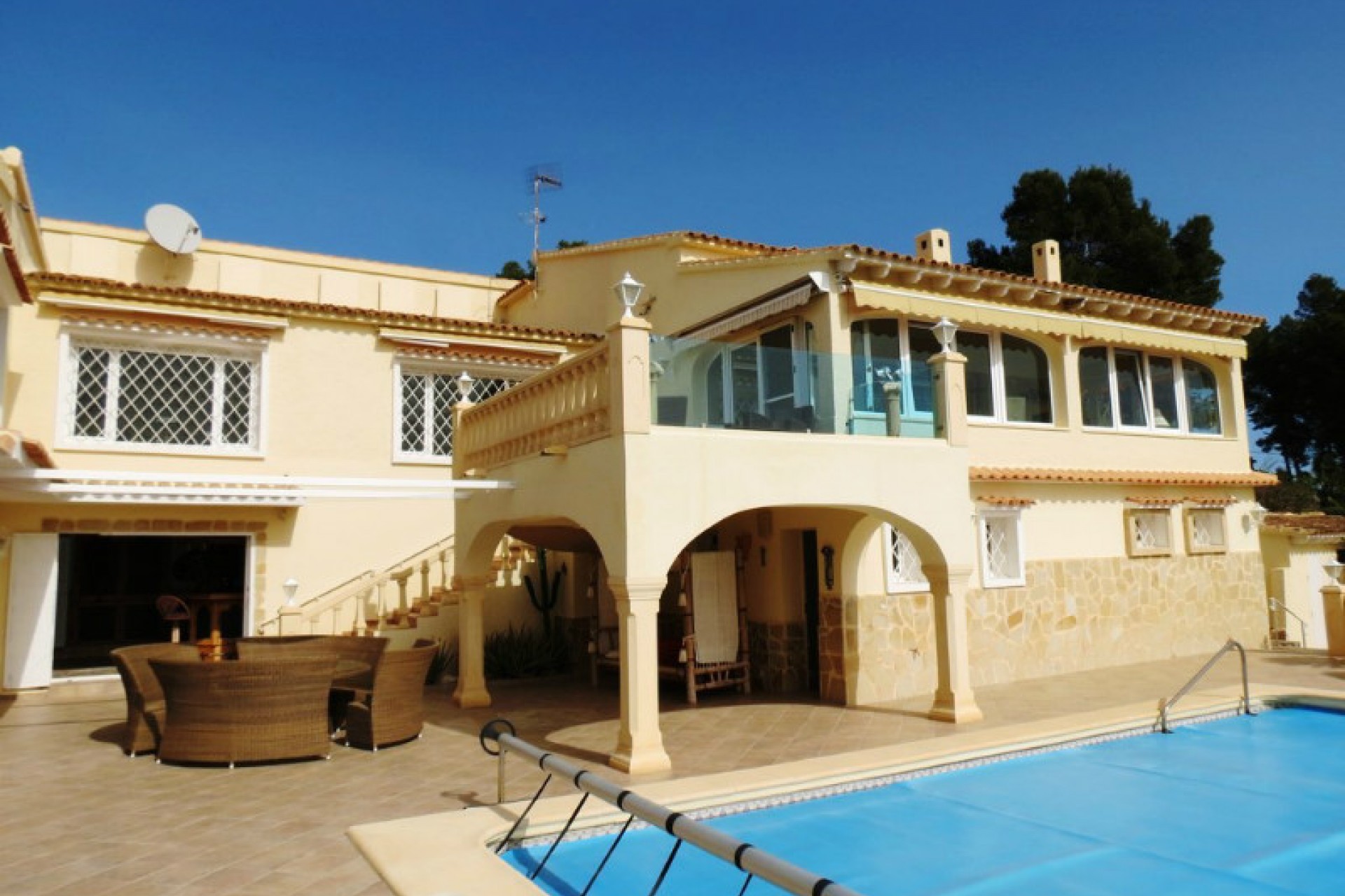 Zu verkaufen - Villa -
Moraira - San Jaime