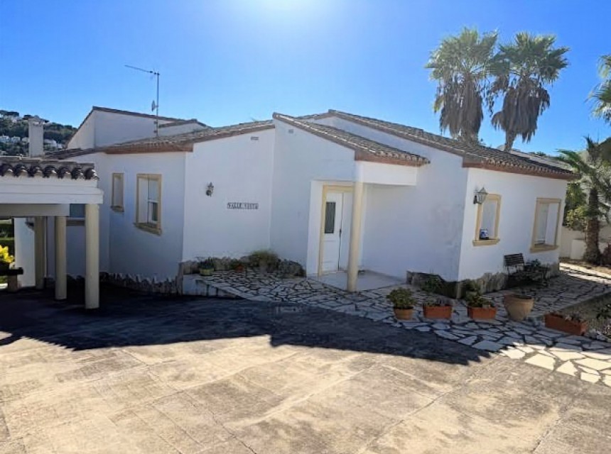 Zu verkaufen - Villa -
Moraira - Sol Park