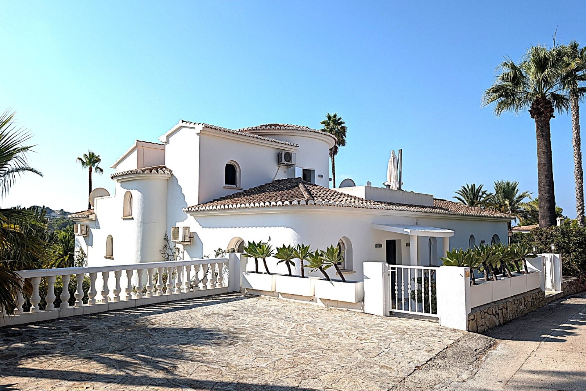 Zu verkaufen - Villa -
Moraira - Sol Park