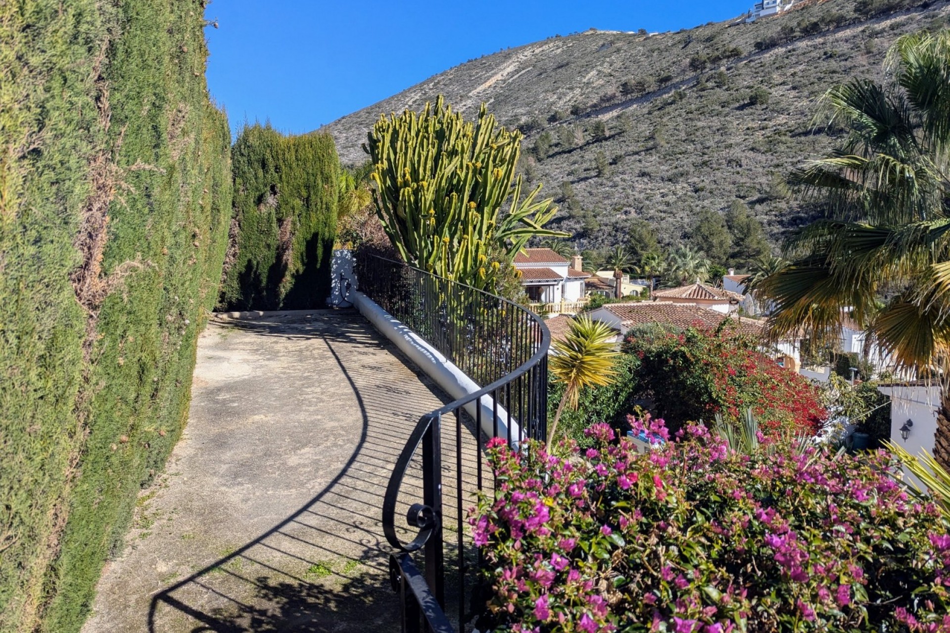 Zu verkaufen - Villa -
Moraira - Valle del Portet, Benitachell