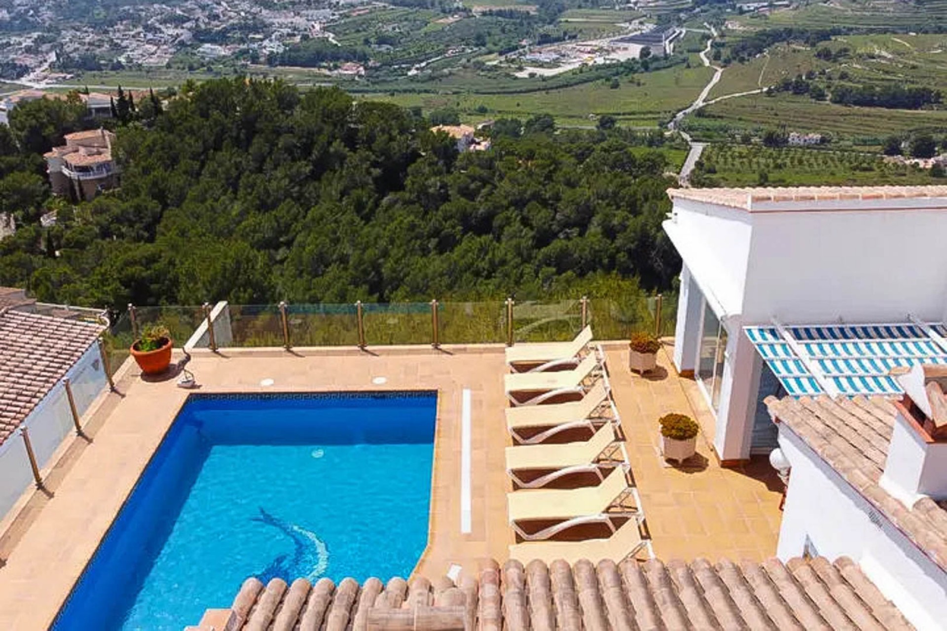 Zu verkaufen - Villa -
Moraira